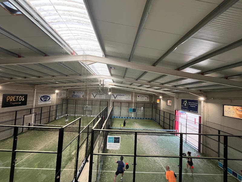 ABOUT THE PADEL BUR ACADEMY en Trujillo - Foto 1