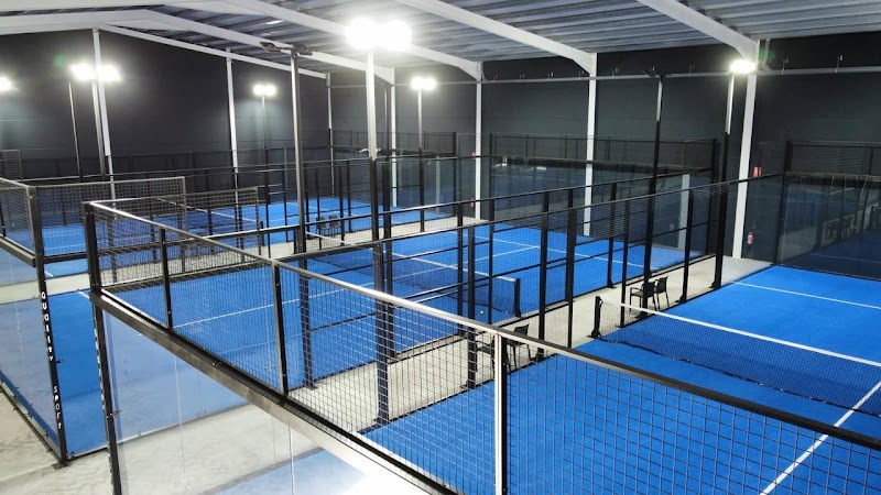 BOTI'S PADEL en Herencia - Foto 1