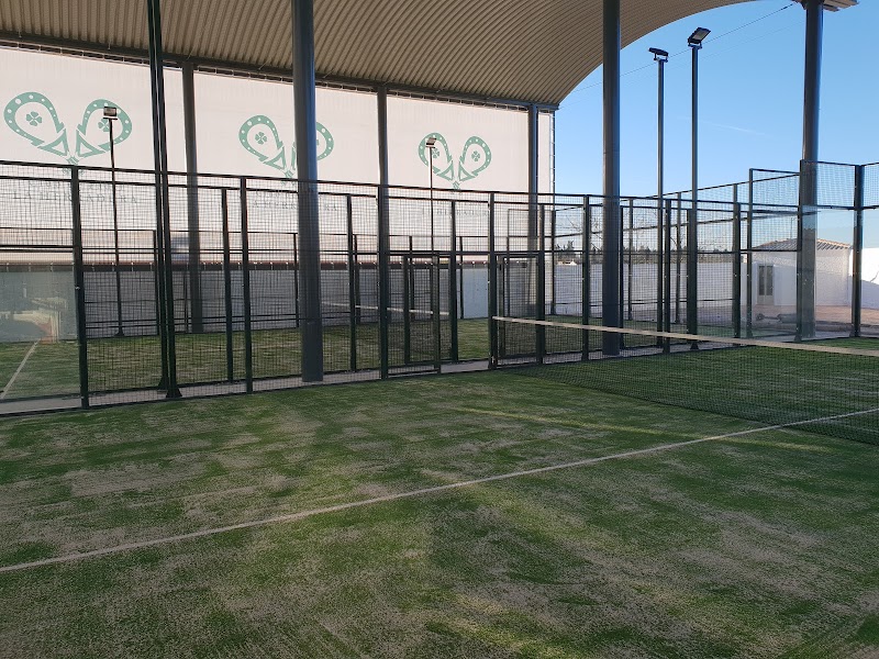 CLUB DE PADEL LA HERRADURA CIUDAD REAL