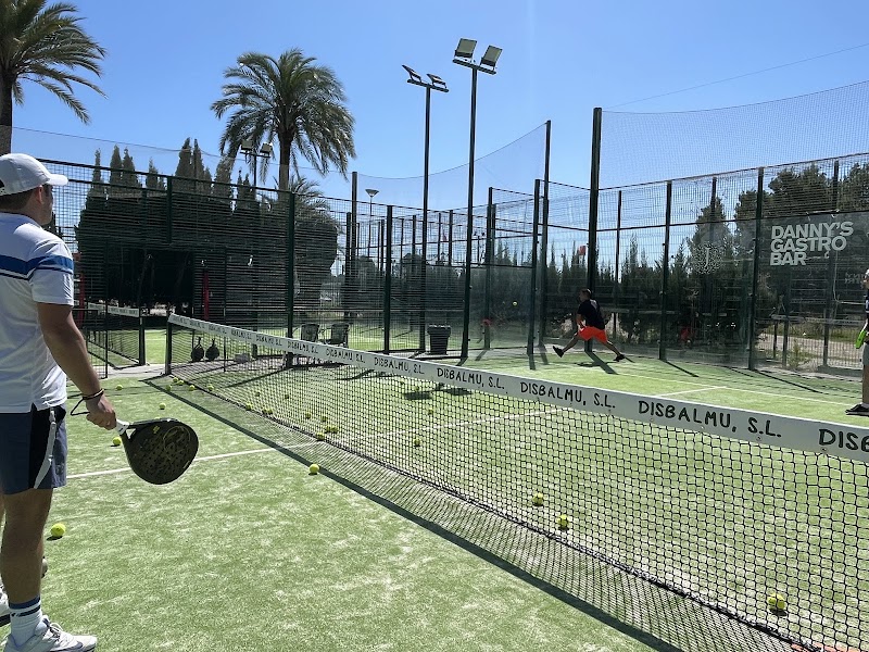Club de Pádel y Tenis Alcudia Bellevue - Foto 2