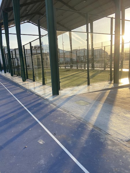 Club de Tenis i Padel Racef Almussafes - Foto 2