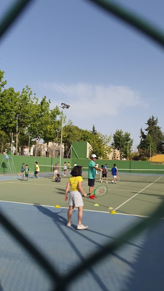 Club de tenis y padel la estación en La Carolina - Foto 1