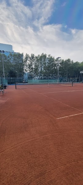 Club de Tenis y Pádel Olímpia | CEM Olímpia - Foto 4