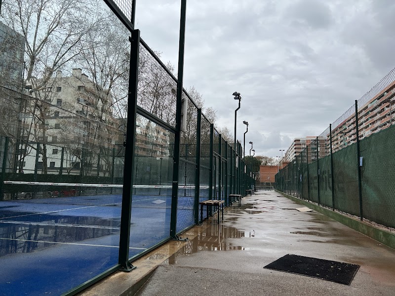 Club de Tenis y Pádel Olímpia | CEM Olímpia - Foto 5