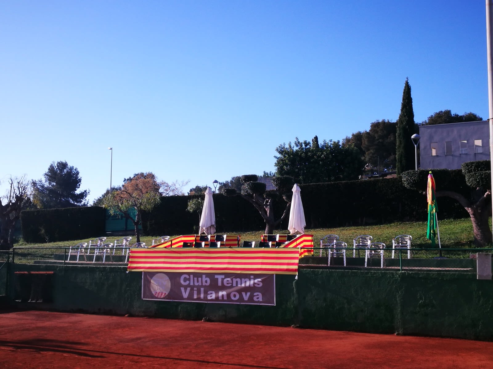Club Tennis Vilanova en Vilanova i la Geltrú - Foto 1
