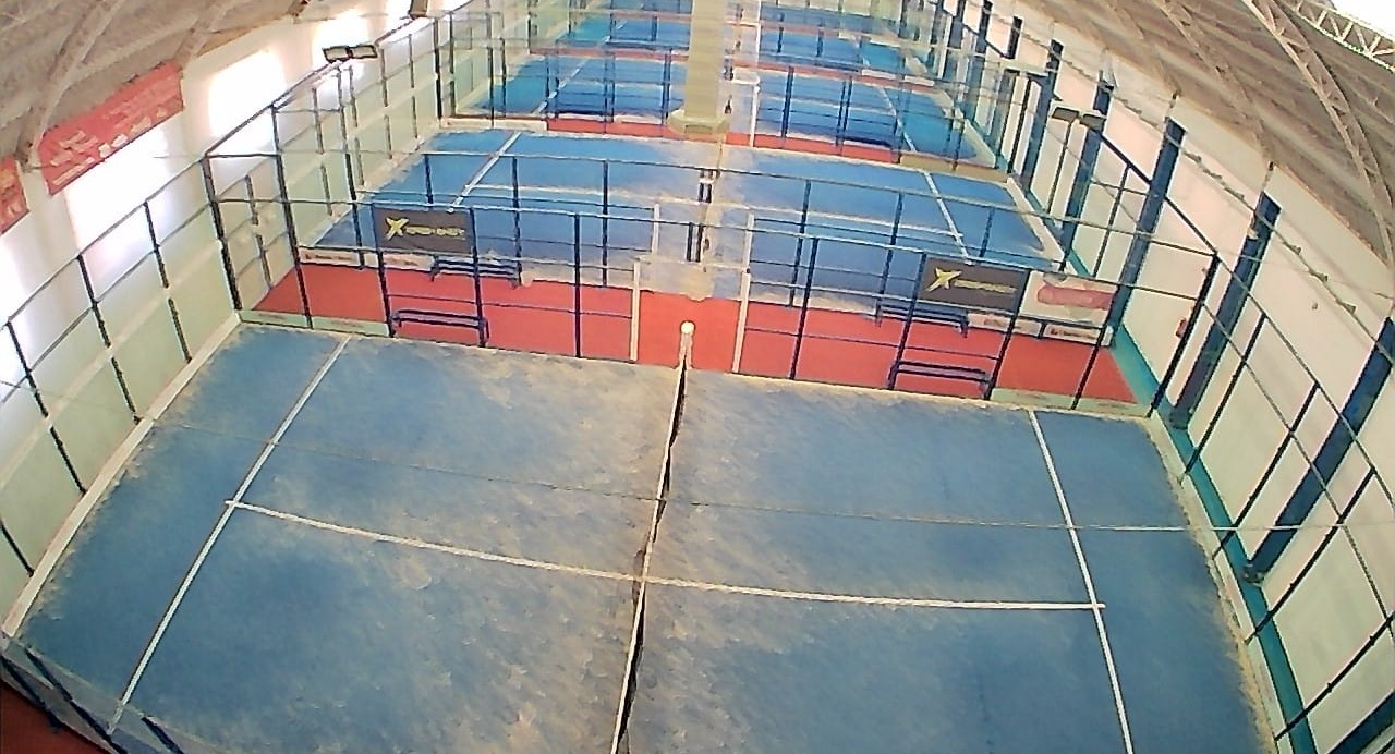 ENTREOLIVOS Padel Úbeda en Úbeda - Foto 1
