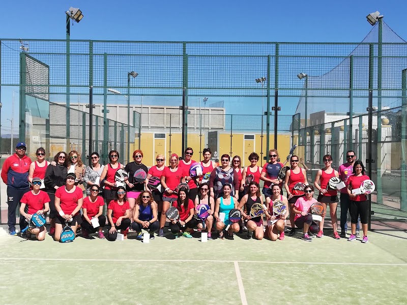 Escuela de Pádel Meliana - Foto 2