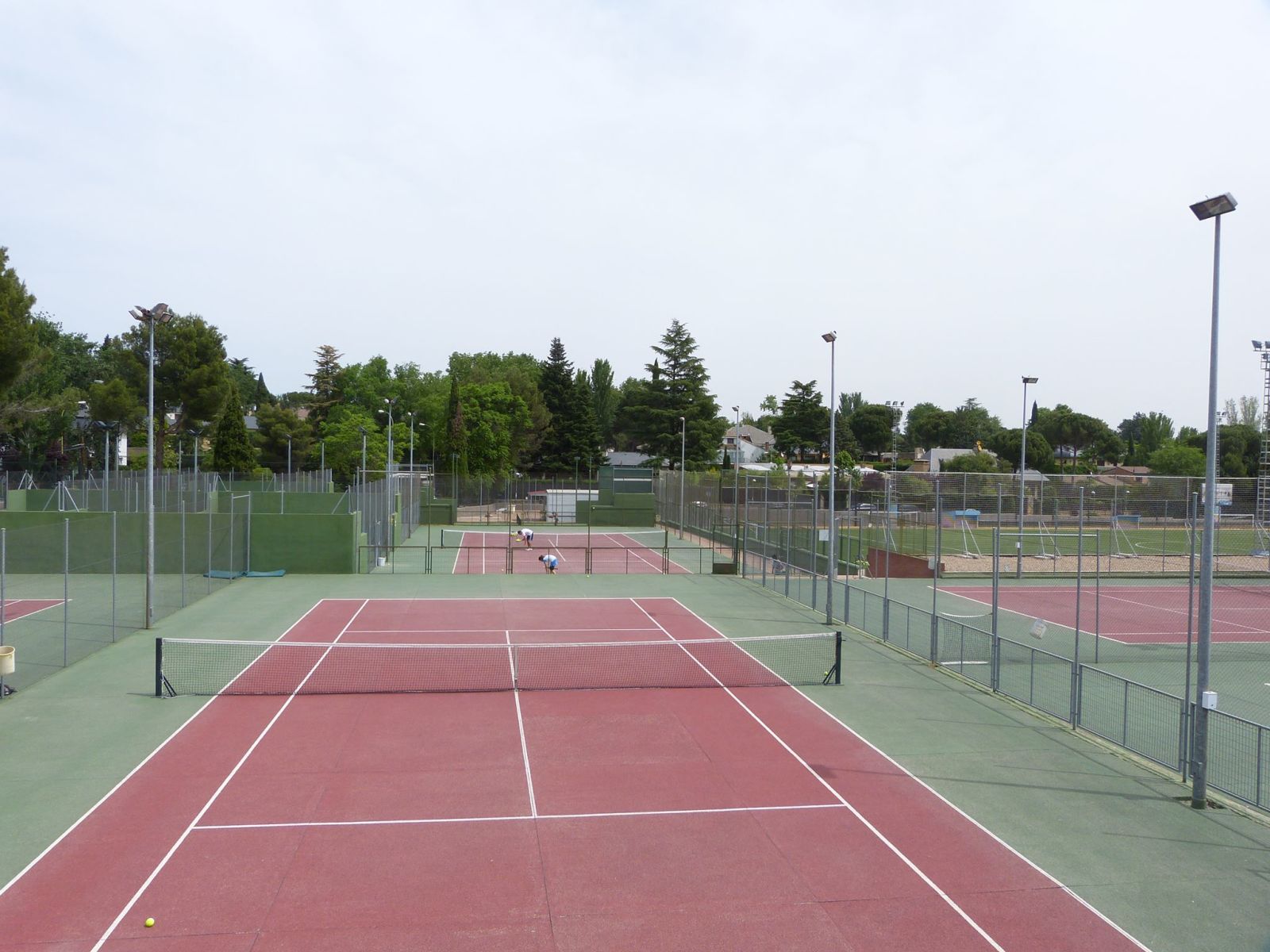 Escuela De Tenis Y Padel Jmo - Foto 2