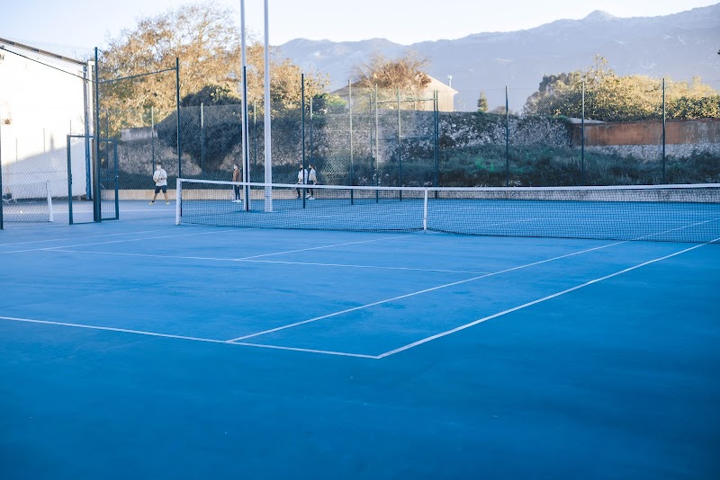 Escuela de Tenis y Pádel RV