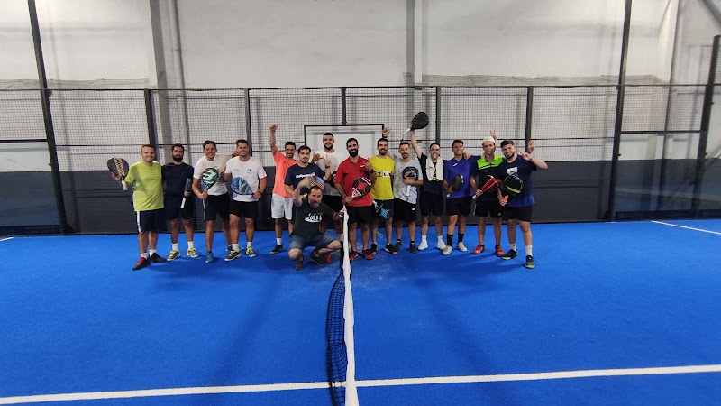 Escuela mmpadel - Foto 2