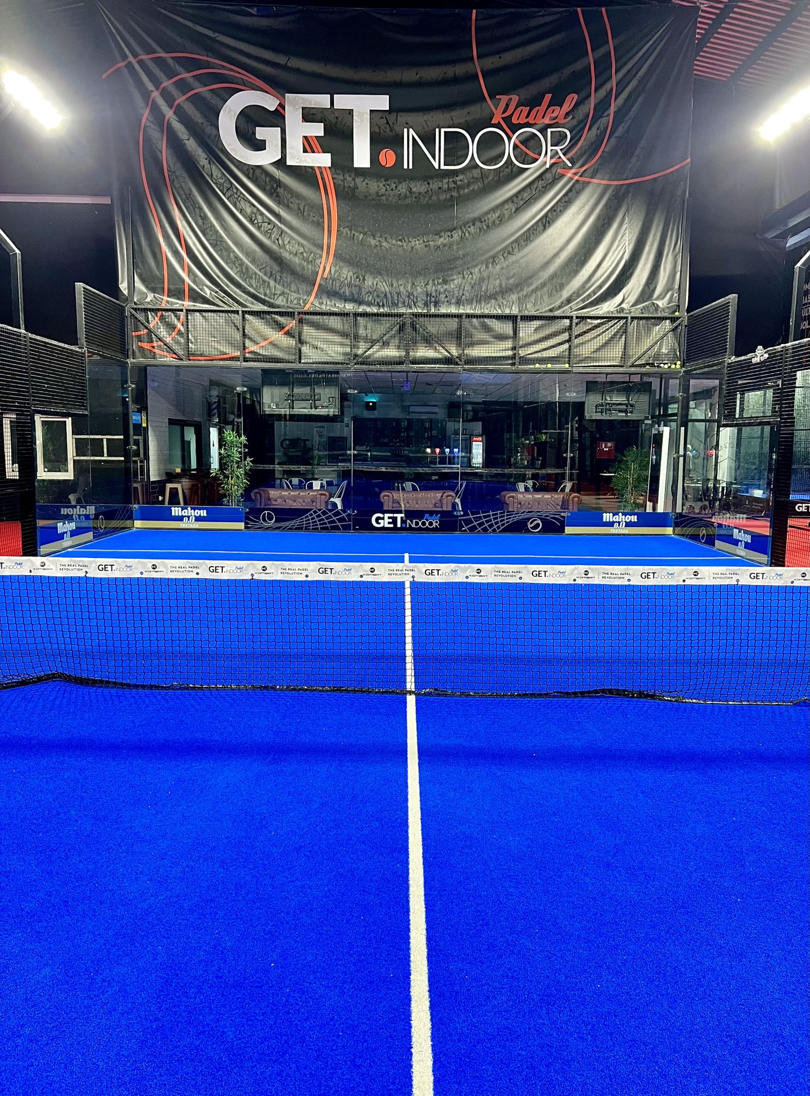 Get Indoor Padel