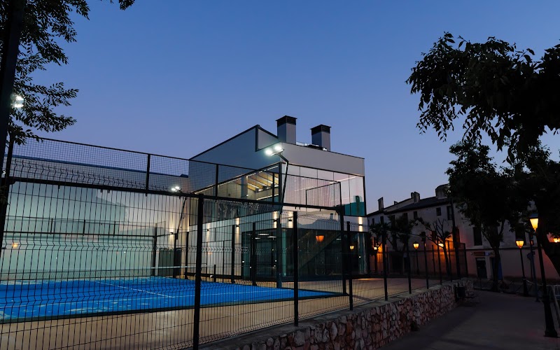GYM PADEL MANQ en Chinchón - Foto 1