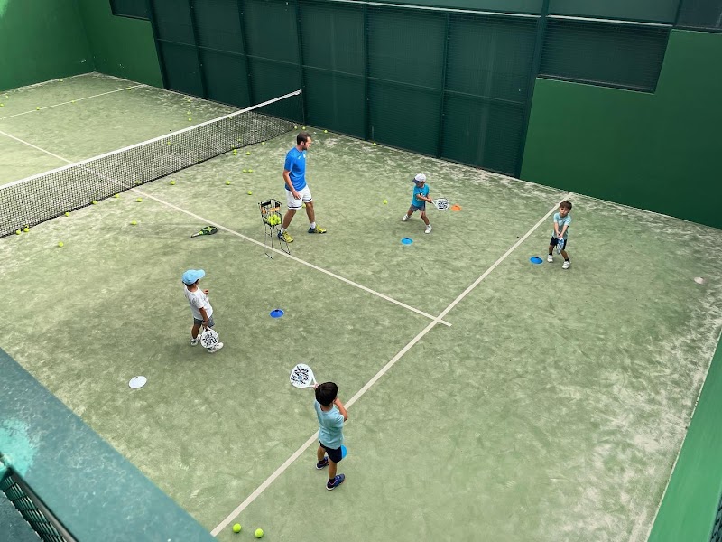 Homepadelmadrid, Clases De Padel A Domicilio - Foto 4