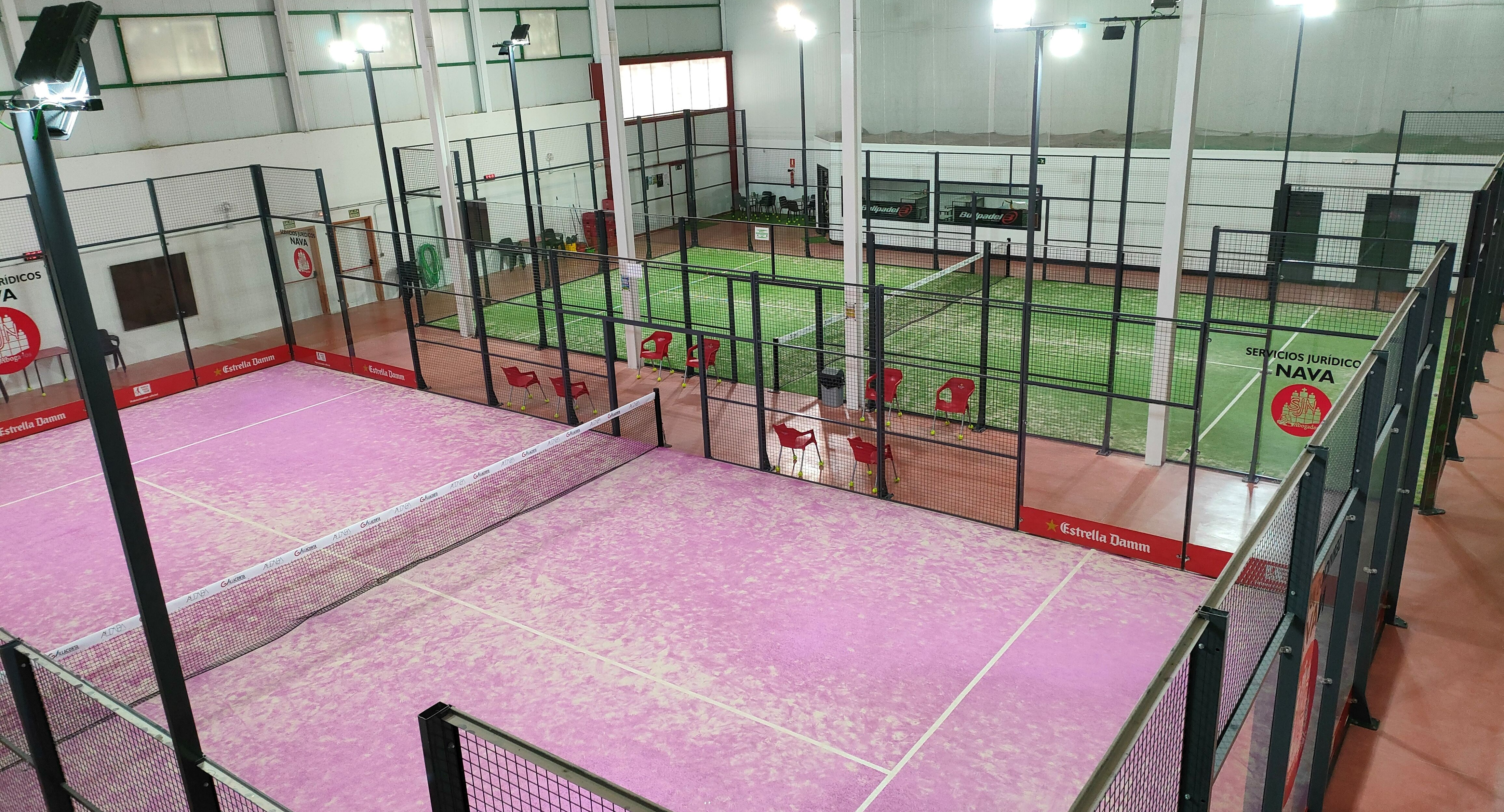 IM CLUB DE PADEL en Nava de la Asunción - Foto 1
