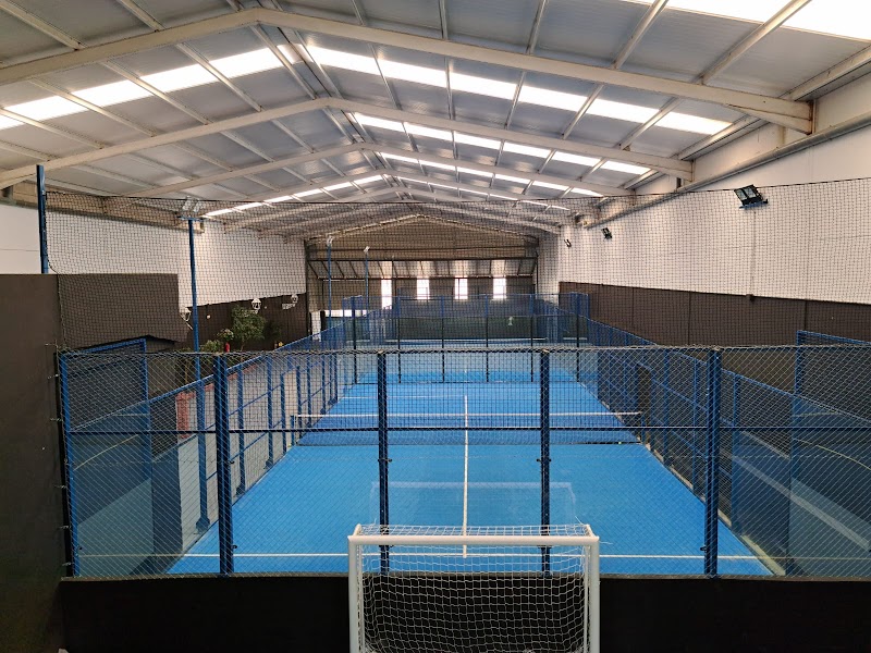 JRPadel Indoor Benalup en Benalup-Casas Viejas - Foto 1