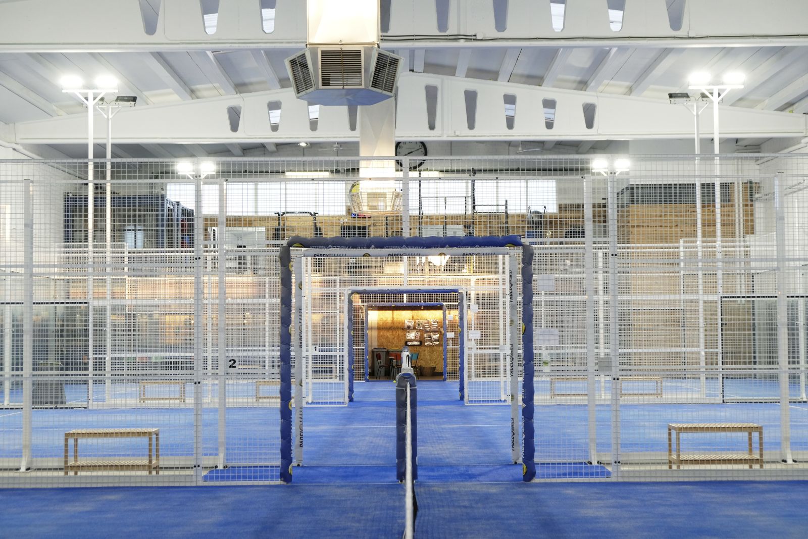 Padel Indoor Gironella