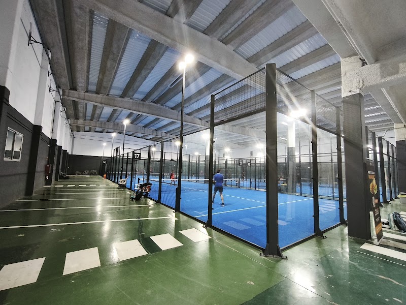 Pádel Indoor Hospitalet IV