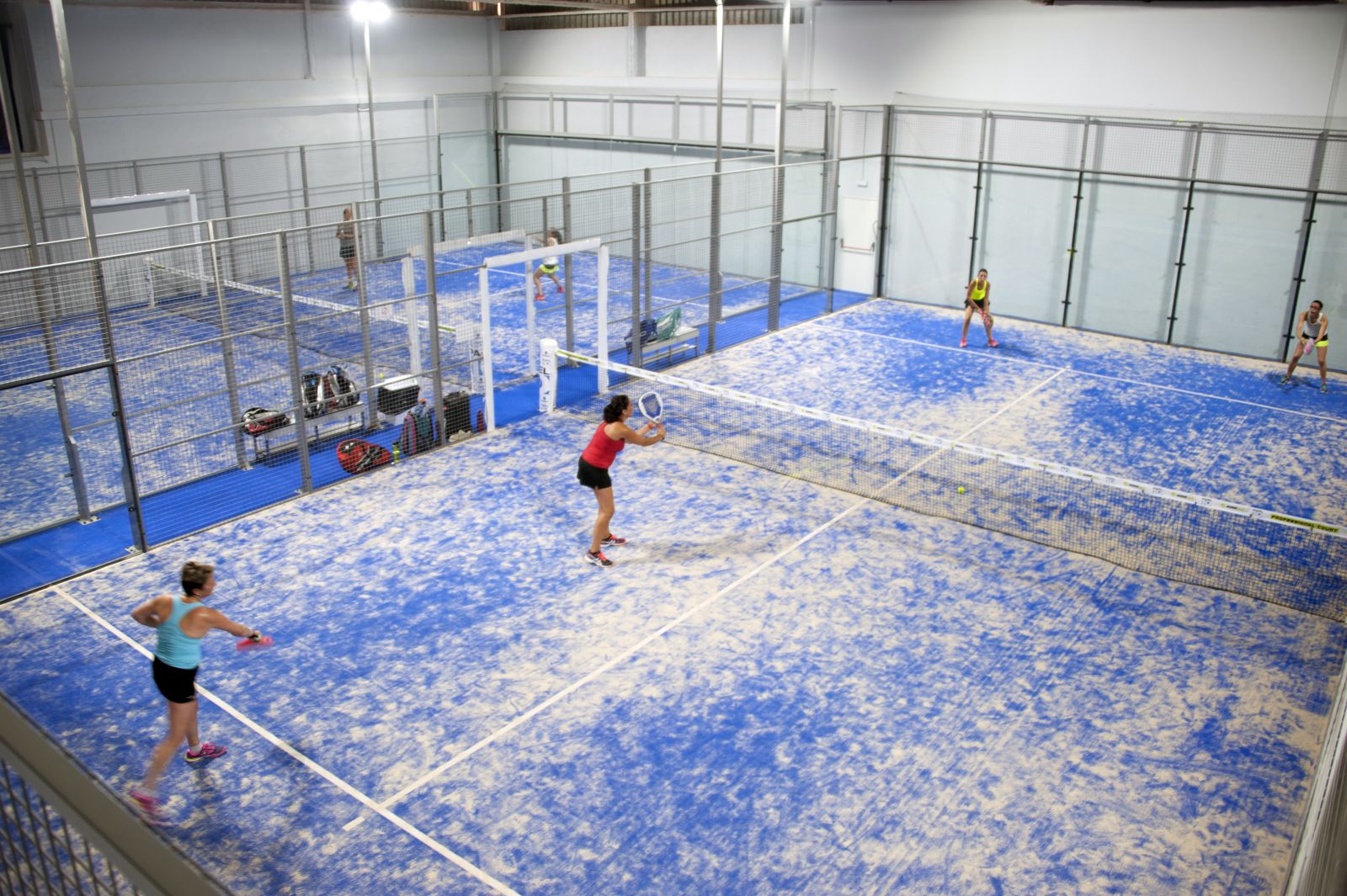 Padel Indoor Lloret en Lloret de Mar - Foto 1