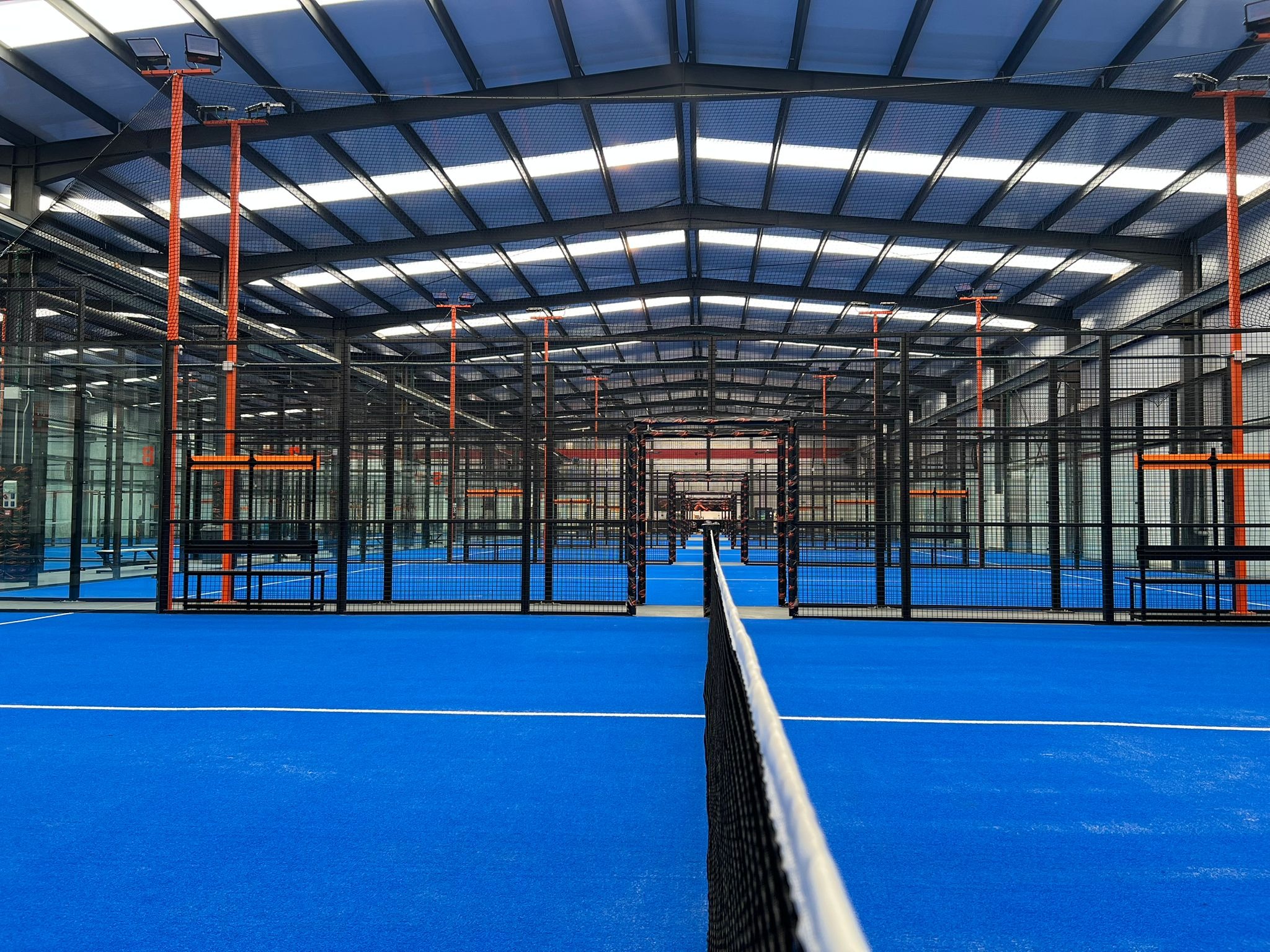 PADEL INDOOR PONFERRADA 3.0 - Foto 2