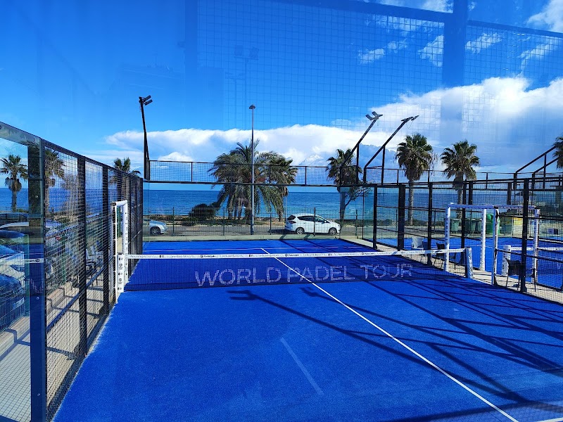 Padel Selected Club De Padel en Torre de la Horadada - Foto 1