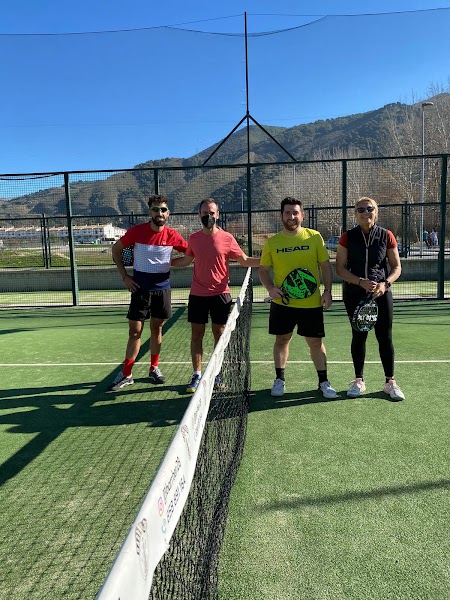 Pistas De Pádel Cenes De La Vega en Cenes de la Vega - Foto 1