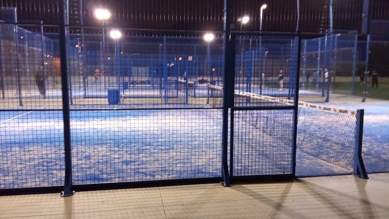Pistas de Padel, Tenis y Fútbol 7 Colegio Europa - Foto 5