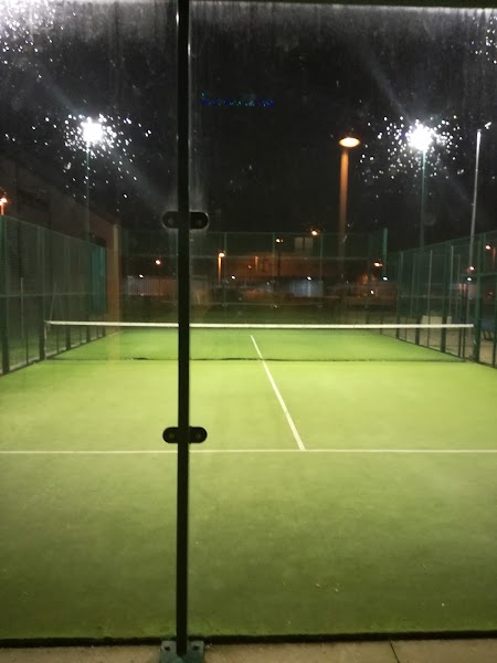 Pistas de Pádel y Tenis - Foto 4