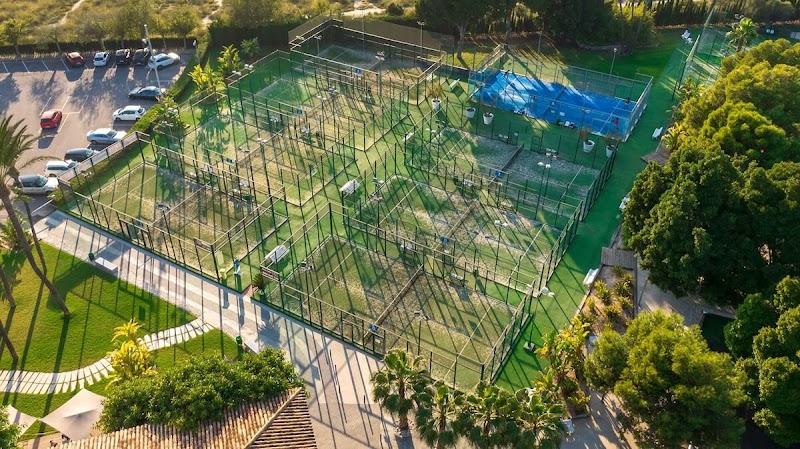 Pitu Losada Padel Academy - Foto 3