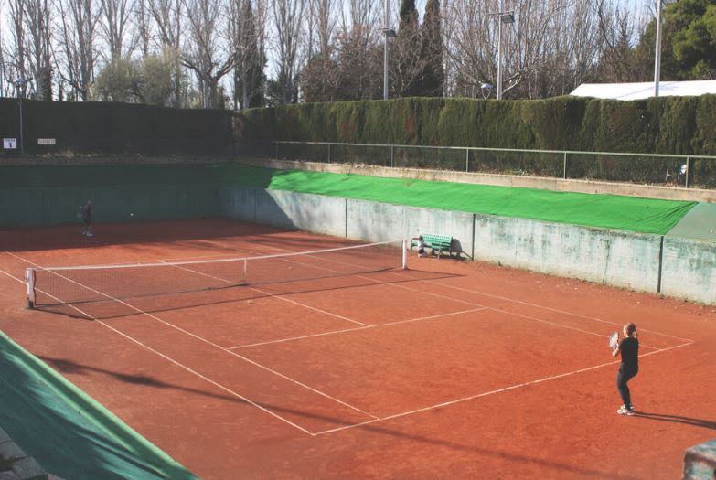 Real Zaragoza Club De Tenis - Foto 4